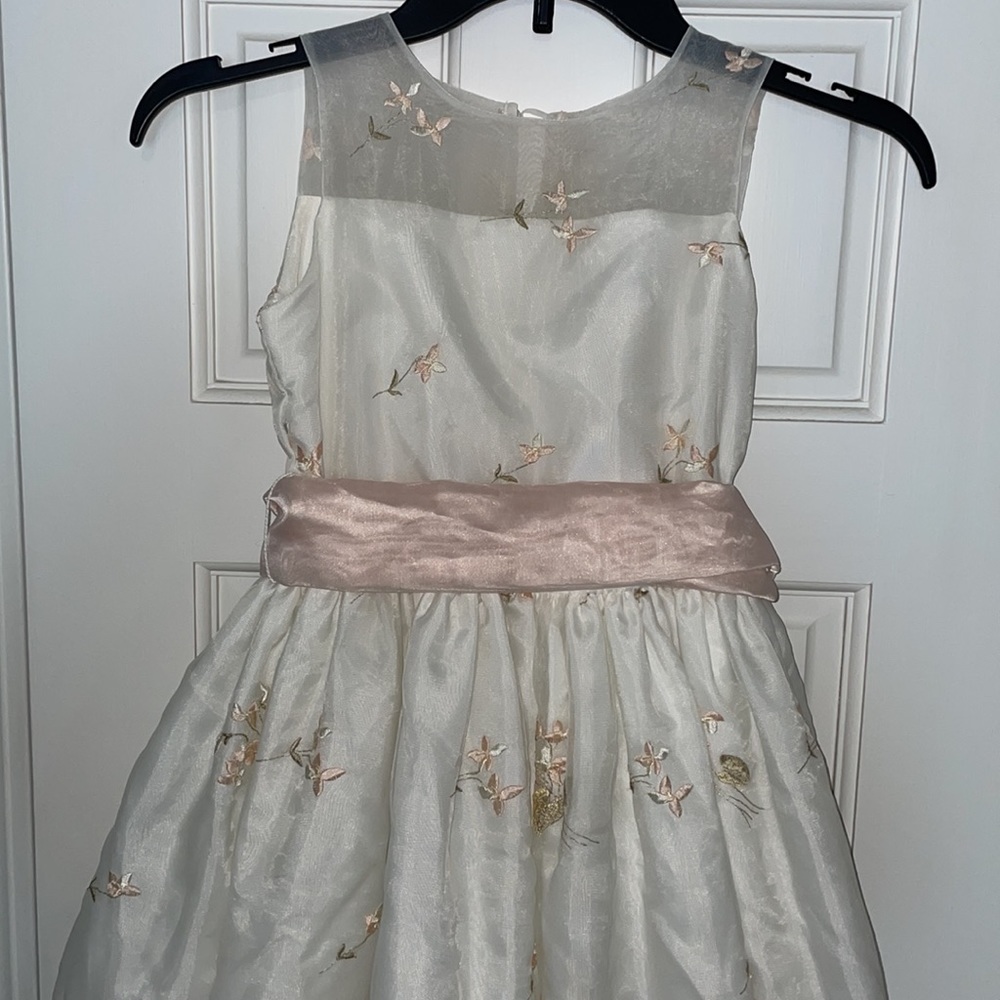 Us Angels Gorgeous White Embroidered Tank Dress w Pink Organza Sash Belt size 7